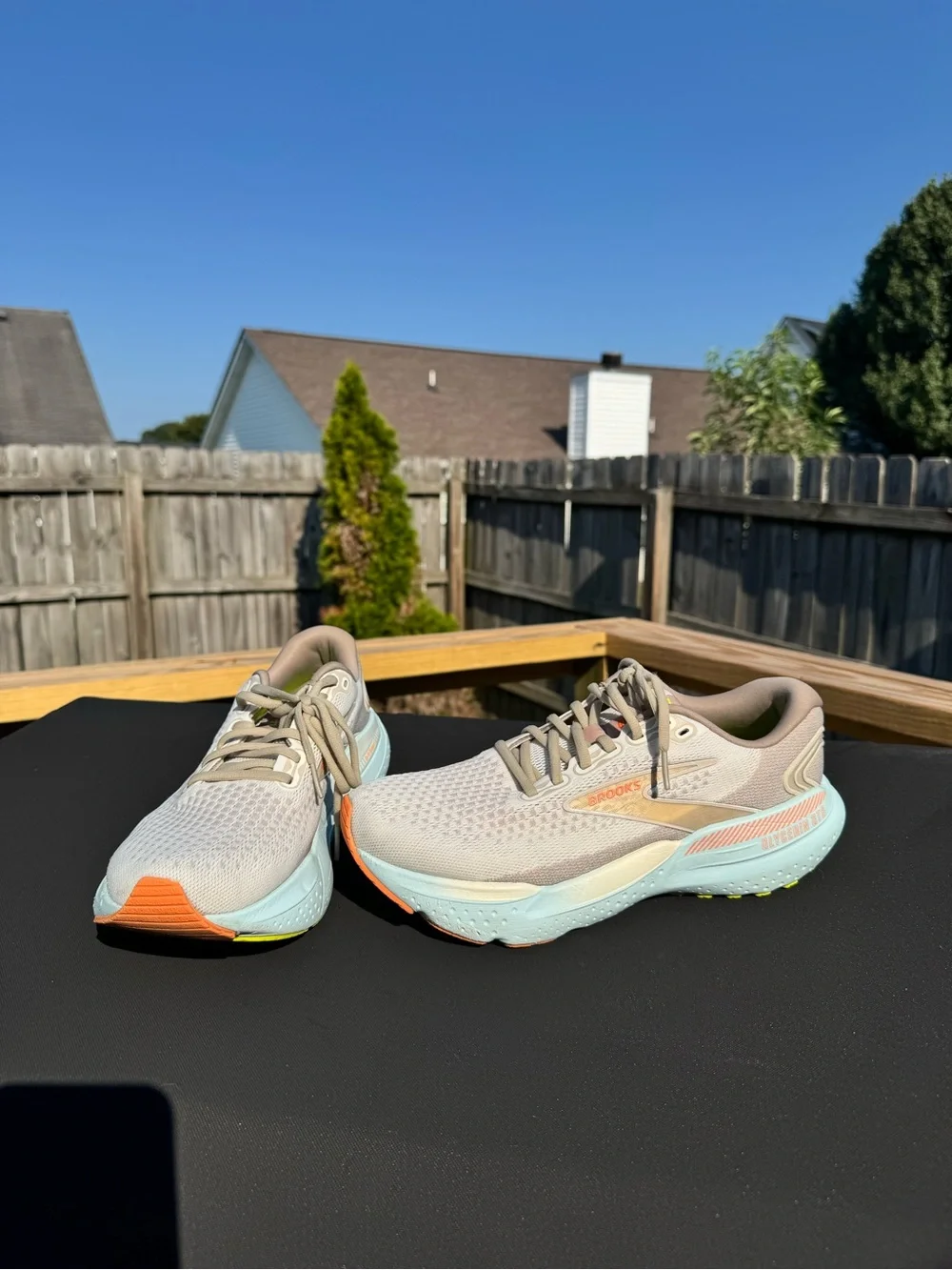 Brooks Glycerin 21 GTS Women’s Running Shoes in Coconut/Aqua/Autumn Sunset